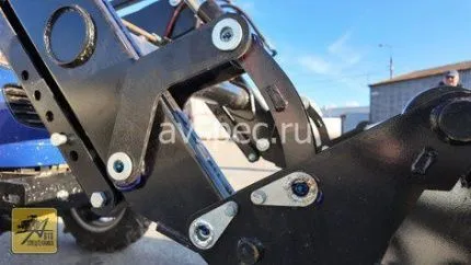 Трактор Lovol TE 354 HT с фронтальным погрузчиком