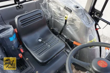 Трактор Dongfeng DF-504 с погрузчиком FEL-500